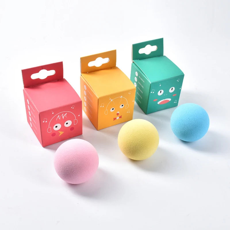 WhiskerPlay™ Smart Squeak Cat Toy Ball.