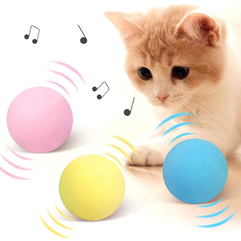 WhiskerPlay™ Smart Squeak Cat Toy Ball.